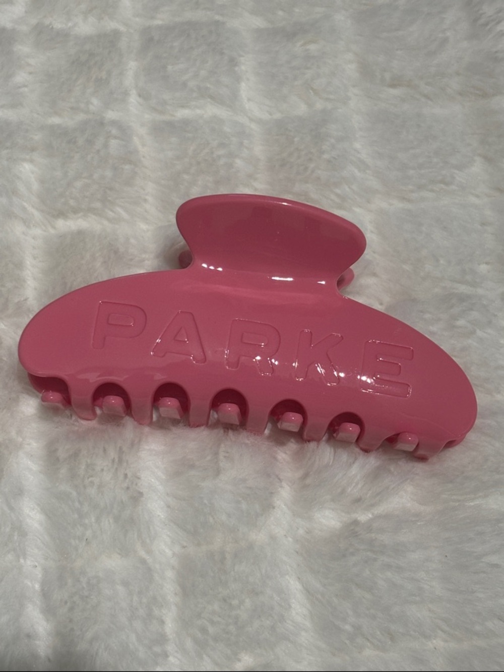 Parke Claw Clip - Picture 2 of 4